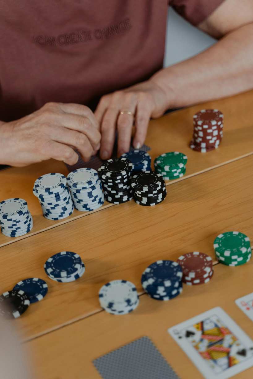 La psicologia dietro il design dei giochi da casinò